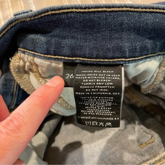 J Brand Skinny Leg Mid Rise Jeans in Connected 26 - Picture 8 of 11